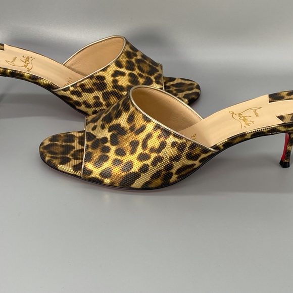 CHRISTIAN LOUBOUTIN East Leopard Print Slip-On Sandal - Picture 9 of 11